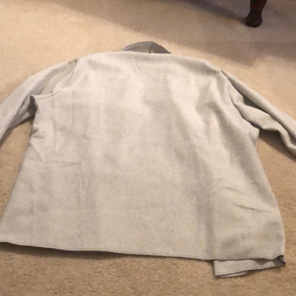 Woolen Jacket - Picture 6 of 8